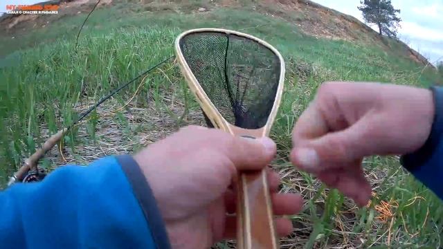 Ловля весеннего голавля нахлыстом на Волге смотреть онлайн