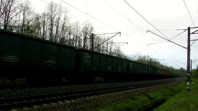 "Под вечер" ВЛ80К-441 с грузовым поездом смотреть онлайн