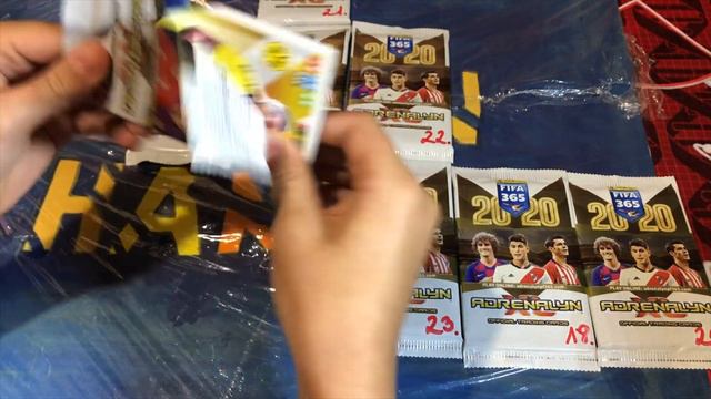 ÚJ Panini FIFA 365 2020 Adrenalyn XL kicsomi | adventi naptár Openinig 16.RÉSZ смотреть онлайн