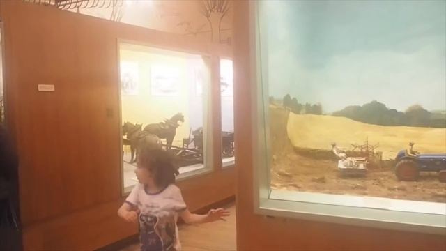 The Science Museum | Sarah in London смотреть онлайн