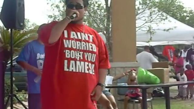 IMMA MAKE YOU FAMOUS PERFORMANCE IN ROSNEBERG TX CARSHOW JUNE 25 2011 смотреть онлайн