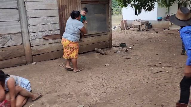 Santo Dios😱 LIDIA agarró a Golp3s😡 A la nueva Novia😍 de DANIEL que grán Pele4 Mort4l se armó😱😡😡 смотреть онлайн