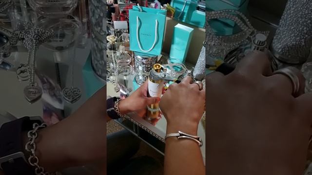 How to open a Bath and Body, Victoria Secret or any bottle Part 2 смотреть онлайн