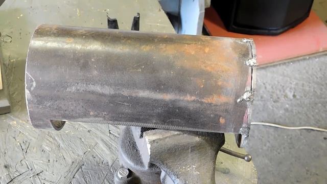 Очень полезное приспособление из ржавого обрезка трубы! Классная идея! смотреть онлайн