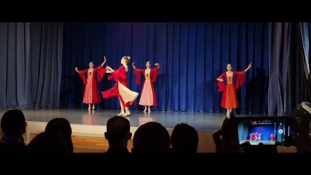 Гимнастика, Калейдоскоп, Па де катр (26.04.23), Радужный (отчётный). смотреть онлайн