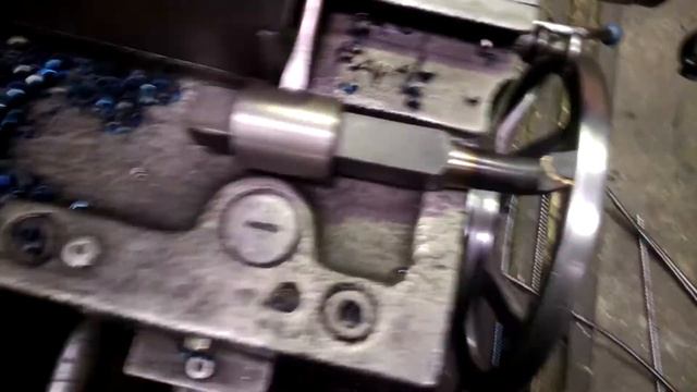 Расточной резец как проточить если не лезет в отверстие наждак для лохов 