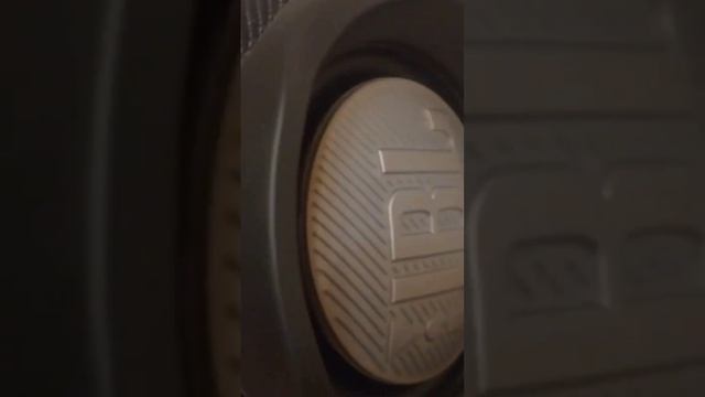 Jbl Xtreme 2 Bass смотреть онлайн