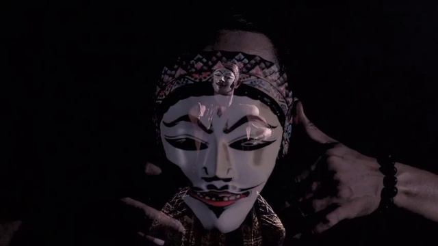 Hayati: Panji Searching for the Essence of Love by Rama Soeprapto смотреть онлайн