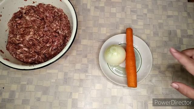 Очень вкусные котлеты, запечённые в духовке в сметанном соусе. смотреть онлайн