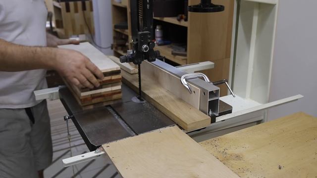 Изготовление заготовок рукояти ножа из торцевых пластин: Kleiberit 303.0 смотреть онлайн