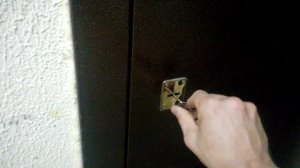 Установка сувальдного замка в металлическую дверь