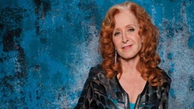 Bonnie Raitt - All Alone With Something To Say смотреть онлайн