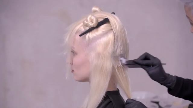 Blonde With Love — очень светлый блонд. Пошаговая инструкция