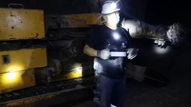 Explore A Rock Salt Mine With Me - Loulé Portugal смотреть онлайн