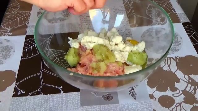 Куриные котлеты с молоком. Рецепт куриных котлет из грудки. Блюда с куриным филе. смотреть онлайн