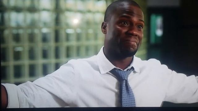 Central Intelligence backflip смотреть онлайн