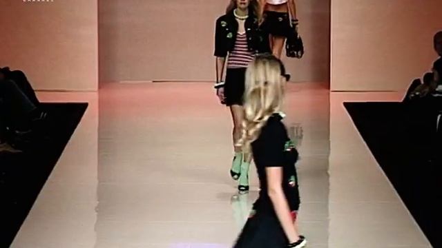 BLUGIRL Spring 2004 Milan - Fashion Channel