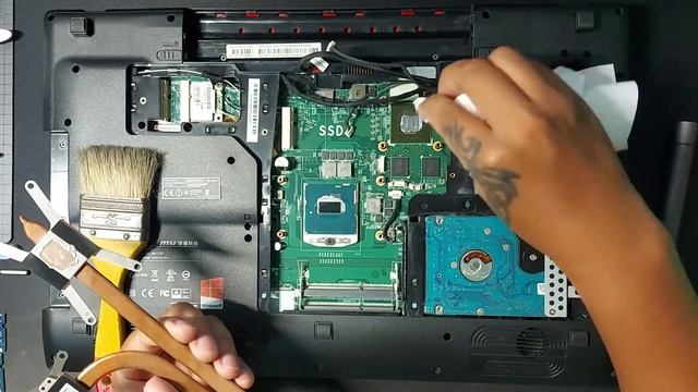 MSI MegaBook GE70 Disassembly 拆解 смотреть онлайн