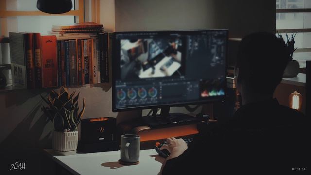 1 час StudyWithMe - Piano Music Playing In Another Room And It's Raining.