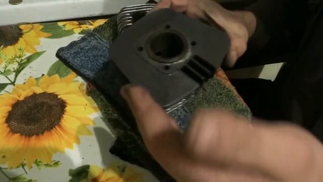 ЭКСПЕРИМЕНТ С ОКСИДИРОВАНИЕМ АЛЮМИНИЯ КАУСТИЧЕСКОЙ СОДОЙ (КРОТ) смотреть онлайн