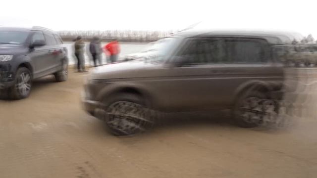 Кто проходимее? Амарок BMW Тигуан УАЗ или Нива? смотреть онлайн