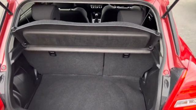 Suzuki Swift 1.0 Boosterjet SHVS SZ5 смотреть онлайн