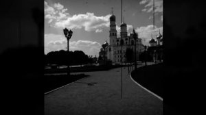 Видеороллик на песню "Нас утро встречает прохладой"