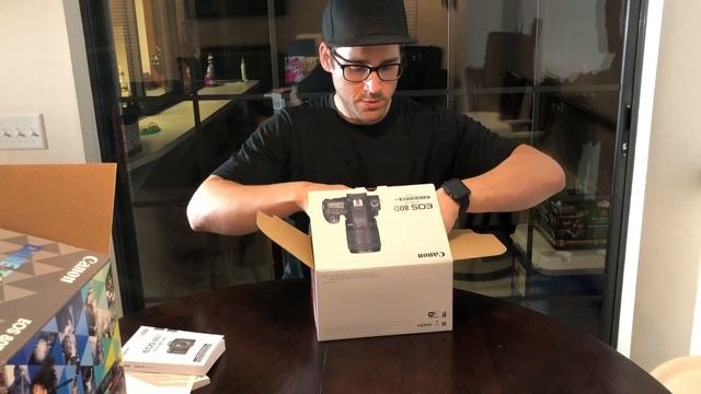 Unboxing the Canon 80D VIDEO CREATOR KIT!!!! смотреть онлайн