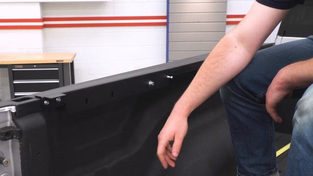 2009-2018 RAM 1500 UnderCover SE Hinged Tonneau Cover - Black Textured Review & Install смотреть онлайн