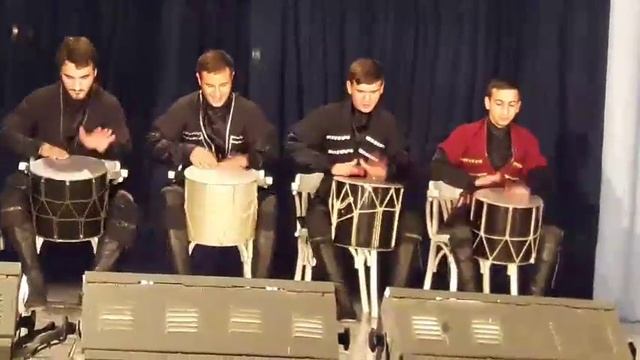 Ансамбль "Золотое Руно" на сцене Галереи в Железноводске 2017, отдых в КавМинВодах смотреть онлайн