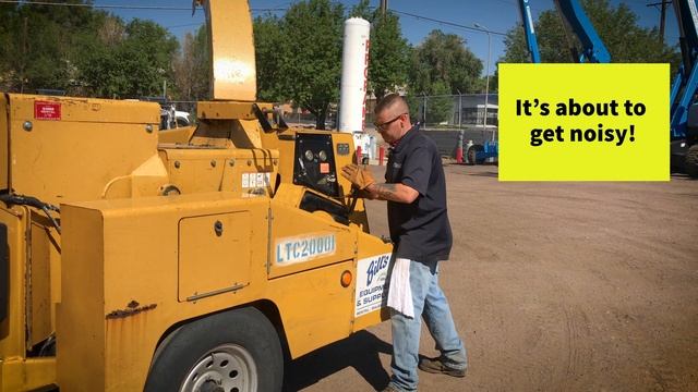 Demo Video: How to Operate a Vermeer 12" Tree Chipper смотреть онлайн
