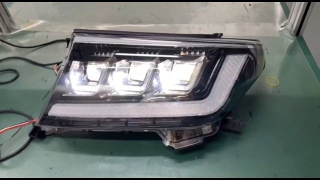 Светодиодные фары Land Cruiser 200 2008-2015 год смотреть онлайн