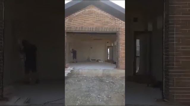 Автоматические ворота серый антрацит, панель М гофр смотреть онлайн