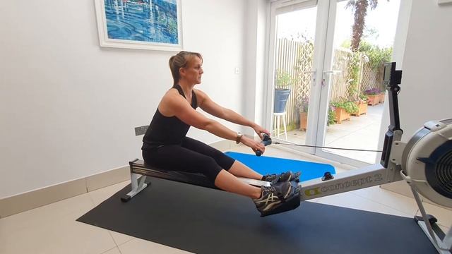 Fluid Fitness and Rowperfect Indoor Rowing Beginners Class 1.2 смотреть онлайн