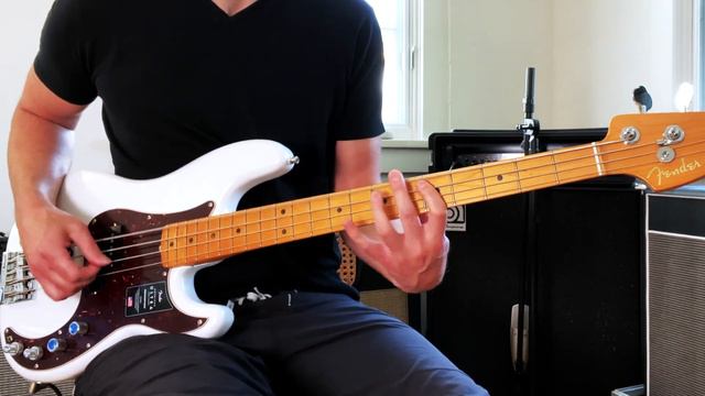 Fender American Ultra Precision Bass | Mark Bouras смотреть онлайн