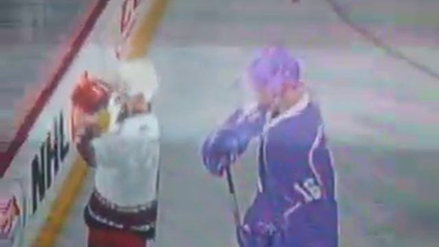 huge glitch on NHL 09 part 2 смотреть онлайн