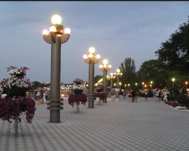 Анапа. Вечерняя прогулка смотреть онлайн