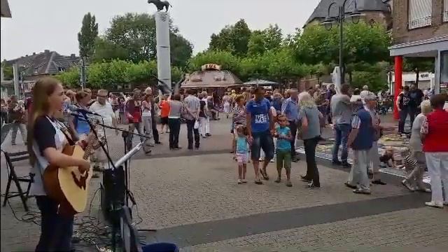 Live vom Straßenmusikwettbewerb in Geldern am 09.08.2015 смотреть онлайн