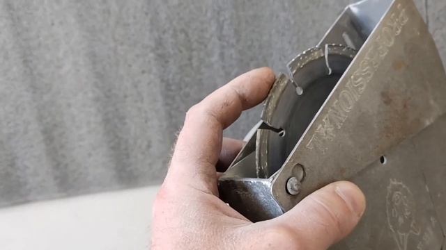 Алмазный диск не пилит? Показываю простое решение проблемы. смотреть онлайн