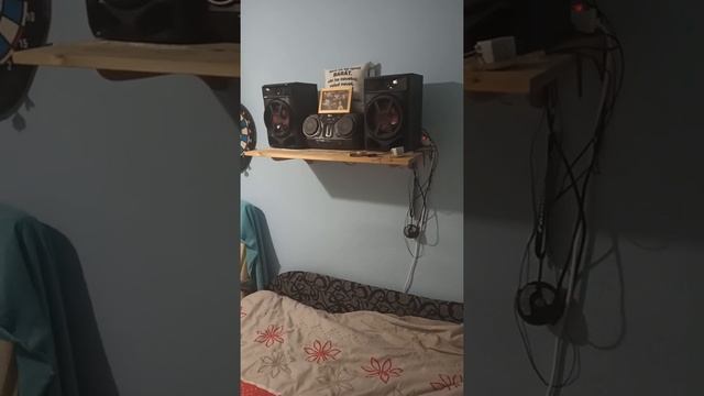 LG CK43-Extreme Bass Test! ?? LFM vol: 65% Use heaphone!! смотреть онлайн