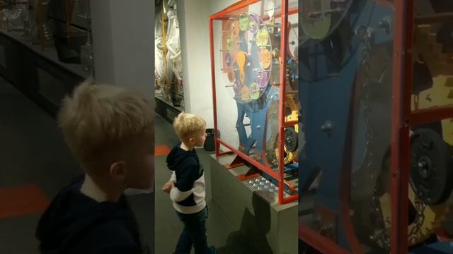 Экспериментариум музей занимательных наук? смотреть онлайн