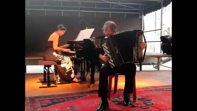 Концертный коллаж дуэта "Жбанов" - Анна(ф-но) и Роман (баян) Жбановы смотреть онлайн