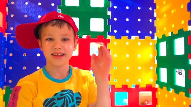 Katy and Max Build a playhouse смотреть онлайн