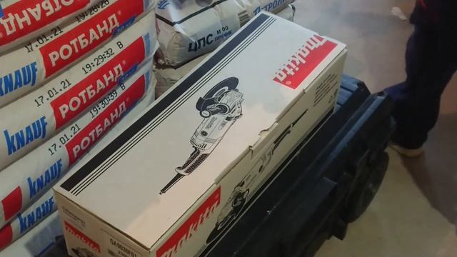 Makita GA9030 Вт2400 смотреть онлайн