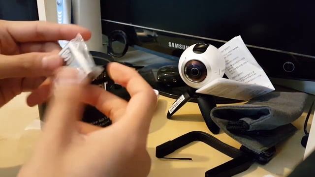 Samsung Gear 360 Unboxing VR смотреть онлайн