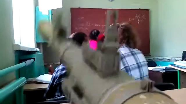 Когда скучно на паре (СМОТРЕТЬ ВСЕМ!!!! ) смотреть онлайн