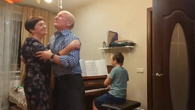 День рождение внука Димы смотреть онлайн