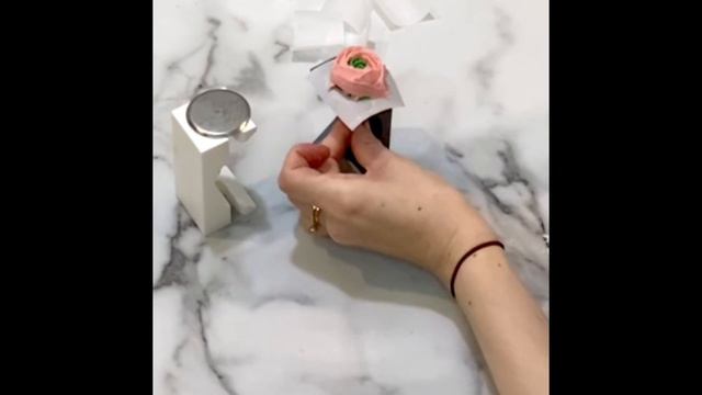 BUTTERCREAM RANUNCULUS Piping Tutorial: How to Pipe Frosting Icing Flowers for Floral Cake Cupcakes смотреть онлайн