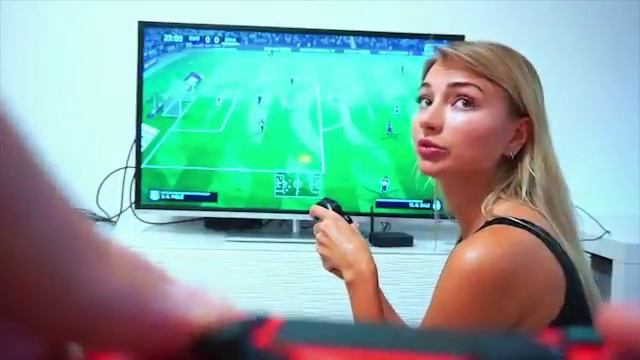 Зарисовка о том как отвадить парня от #Сонькиразлучницы смотреть онлайн