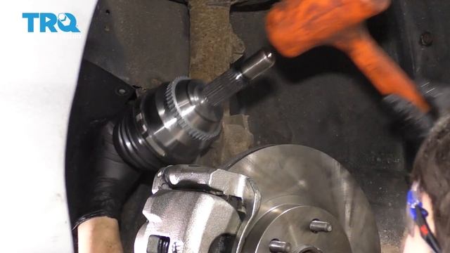 How to Replace Driver's Side CV Axle 2003-2008 Toyota Corolla смотреть онлайн